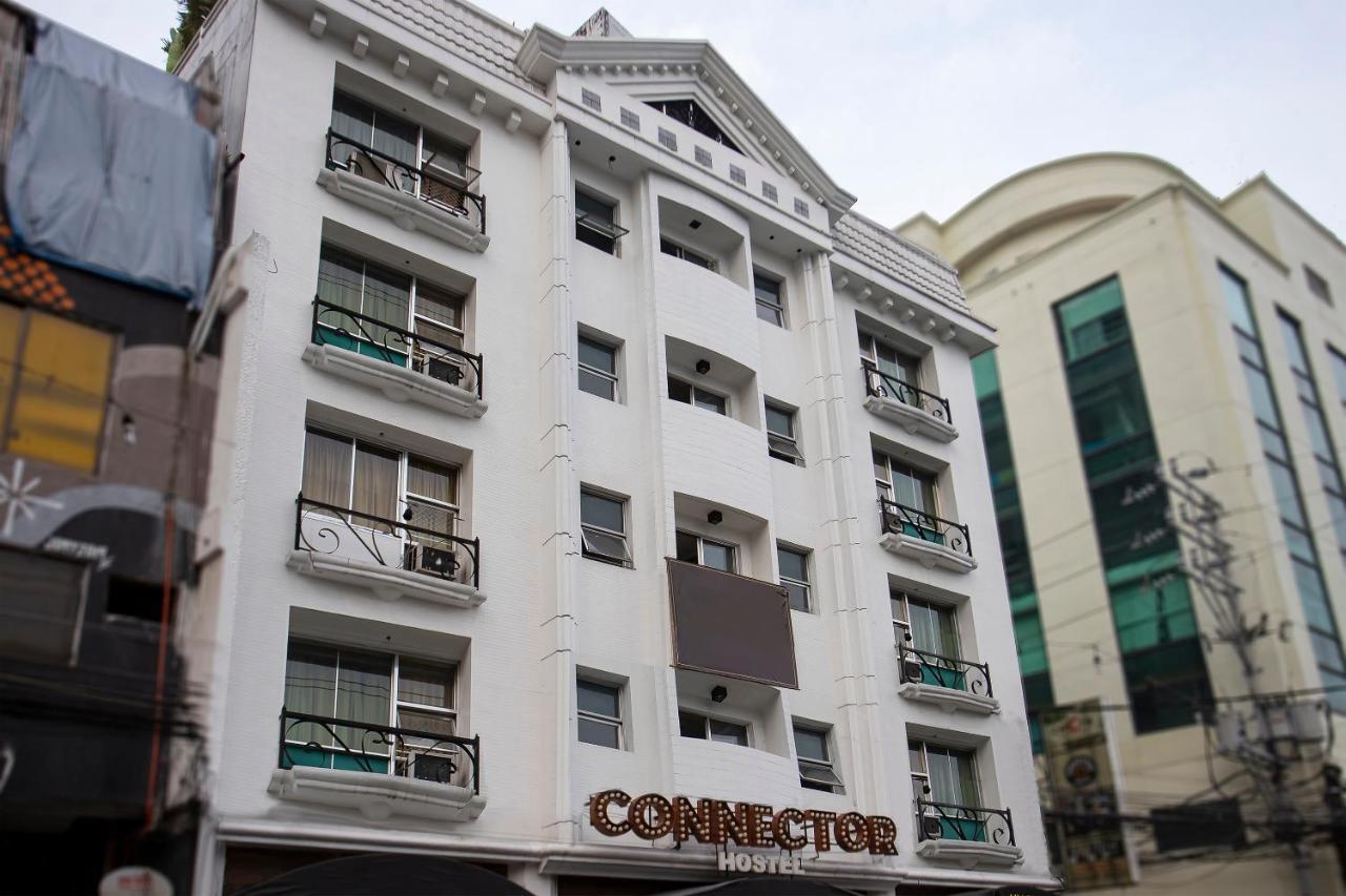 Oyo 821 Connector Hostel Μακάτι Εξωτερικό φωτογραφία