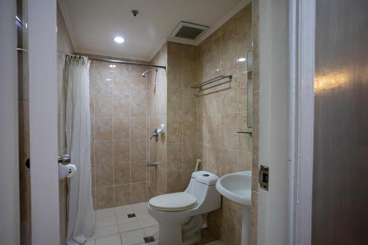 Oyo 821 Connector Hostel Μακάτι Εξωτερικό φωτογραφία